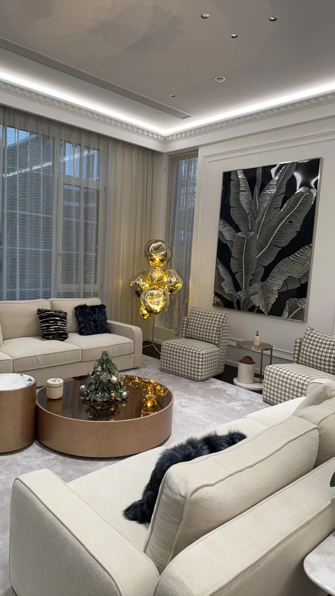 Customized Swarovski crystal Arts