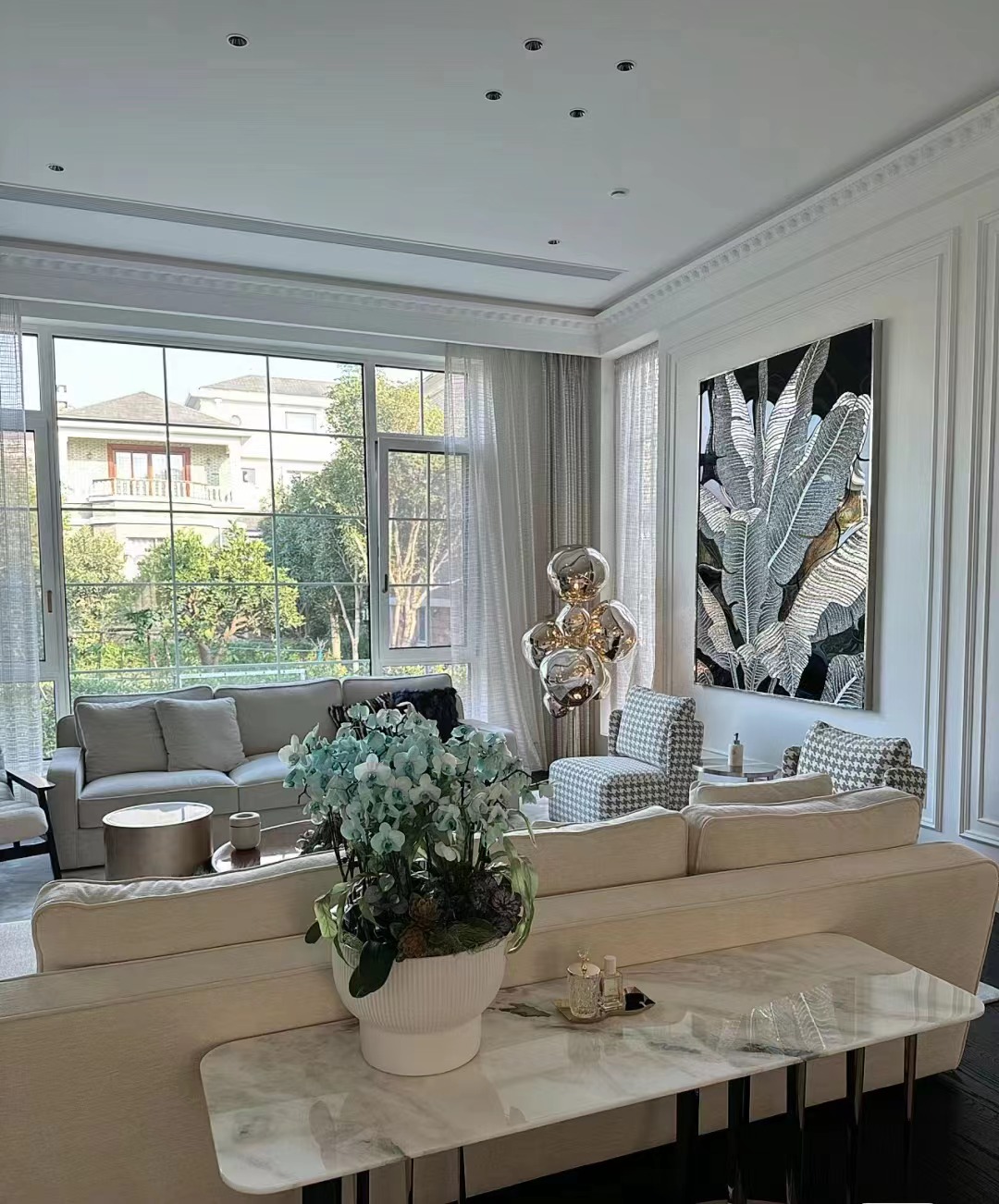 Customized Swarovski crystal Arts